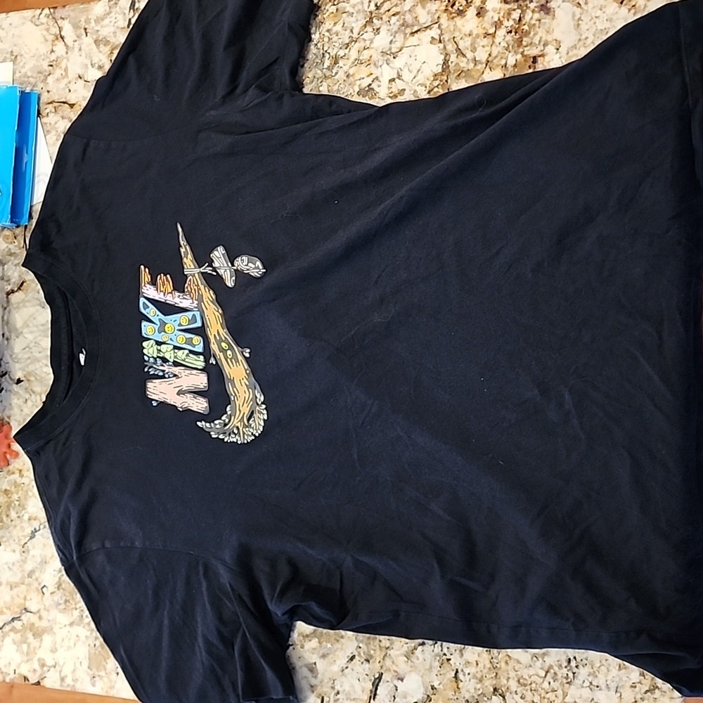 Nike Sportswear Futura Tee - Picture 2 of 4